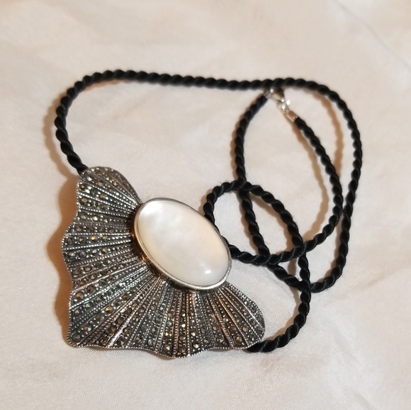 VTG Designer Sterling MOP Marcasite Necklace/ Brooch - Picture 3 of 7